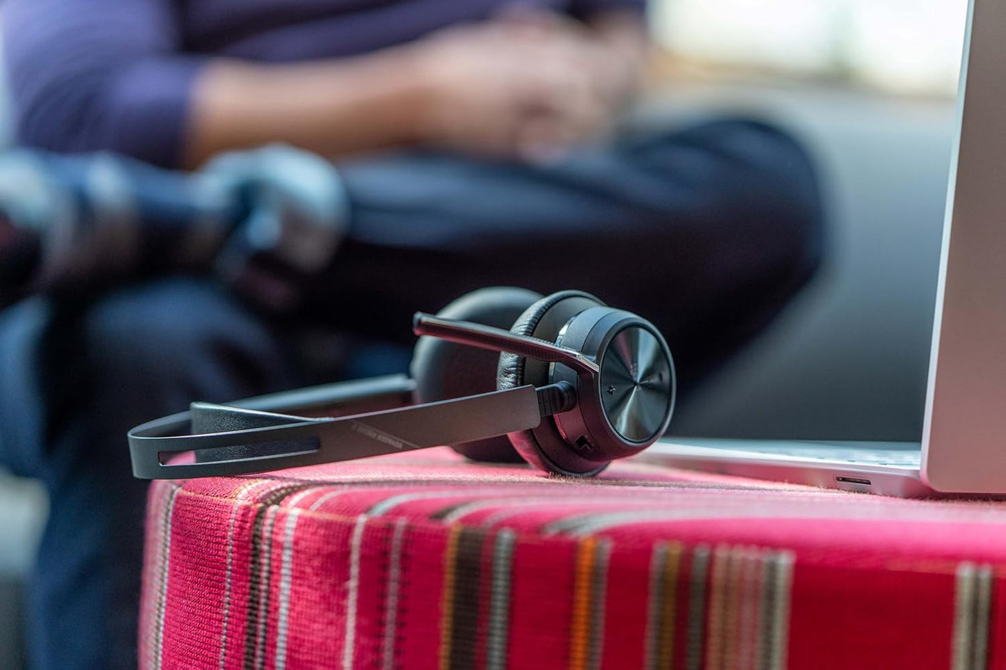 Voyager Focus 2 USB-C Headset mit ANC