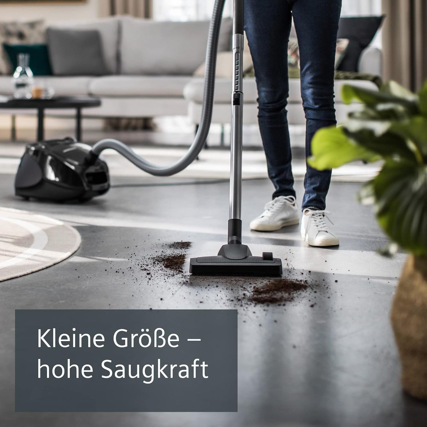 Staubsauger VS06B112A mit Beutel, Schwarz Parquet Düse