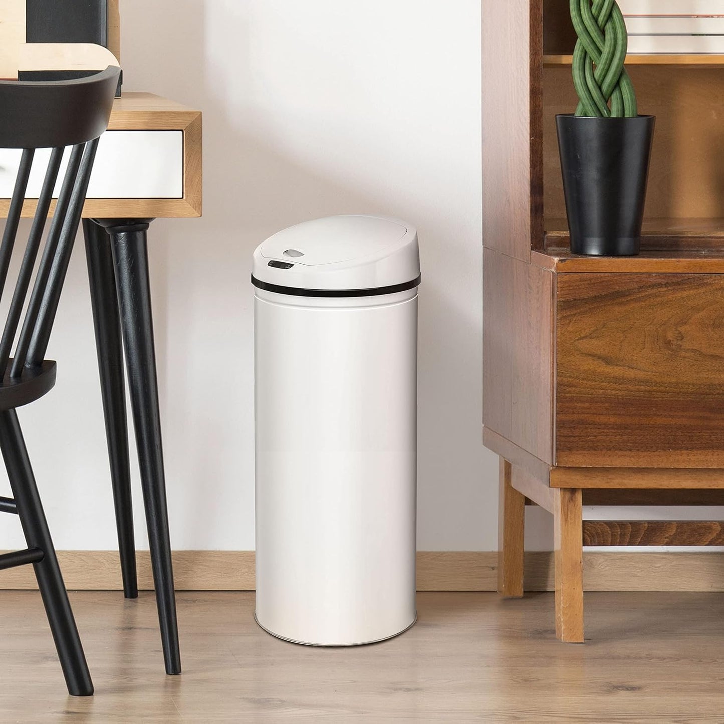 Abfalleimer mit Sensor und LED-Funktionsanzeige, 60 Liter Weiss