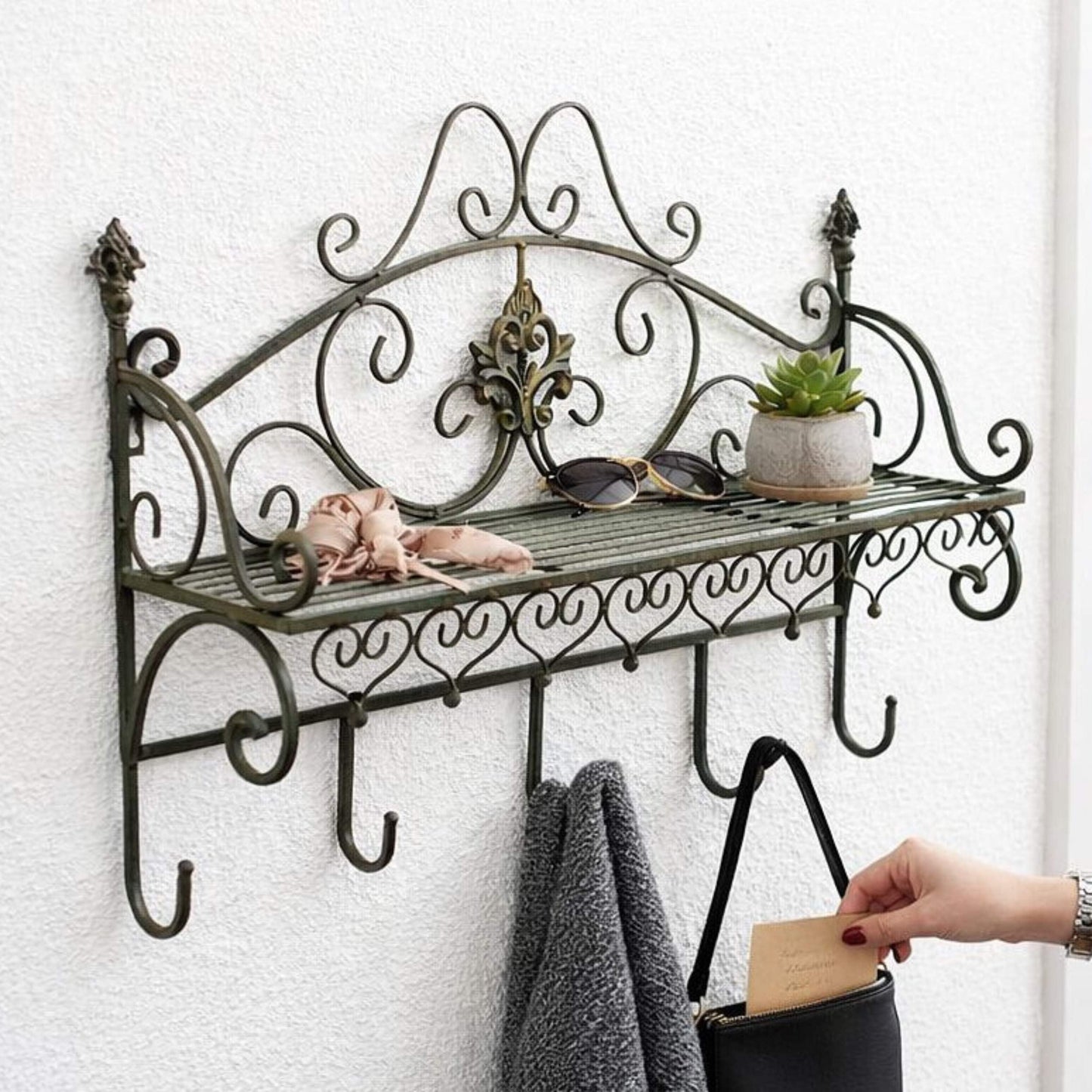 Wandgarderobe mit Ablage im Vintage Design