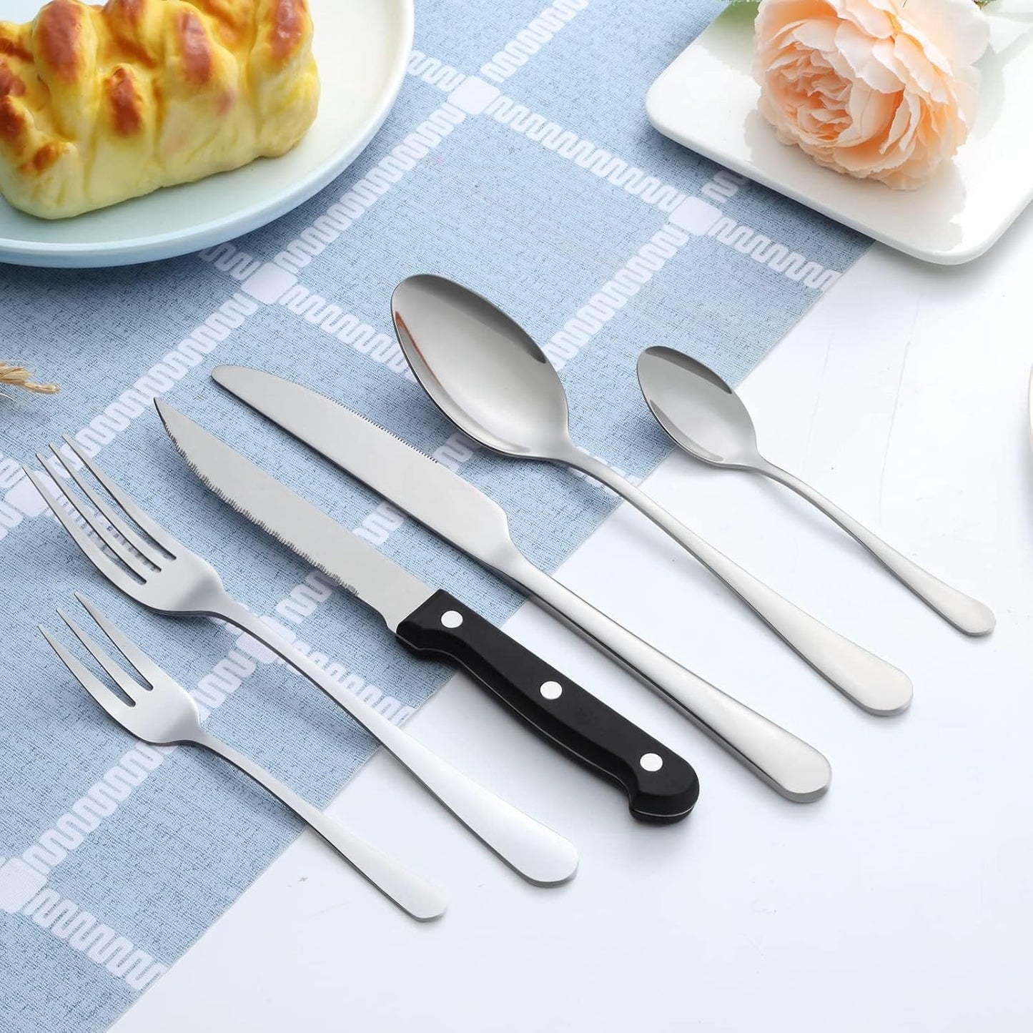 72-teiliges Edelstahl-Besteckset für 12 Personen, Silver 72 Stück