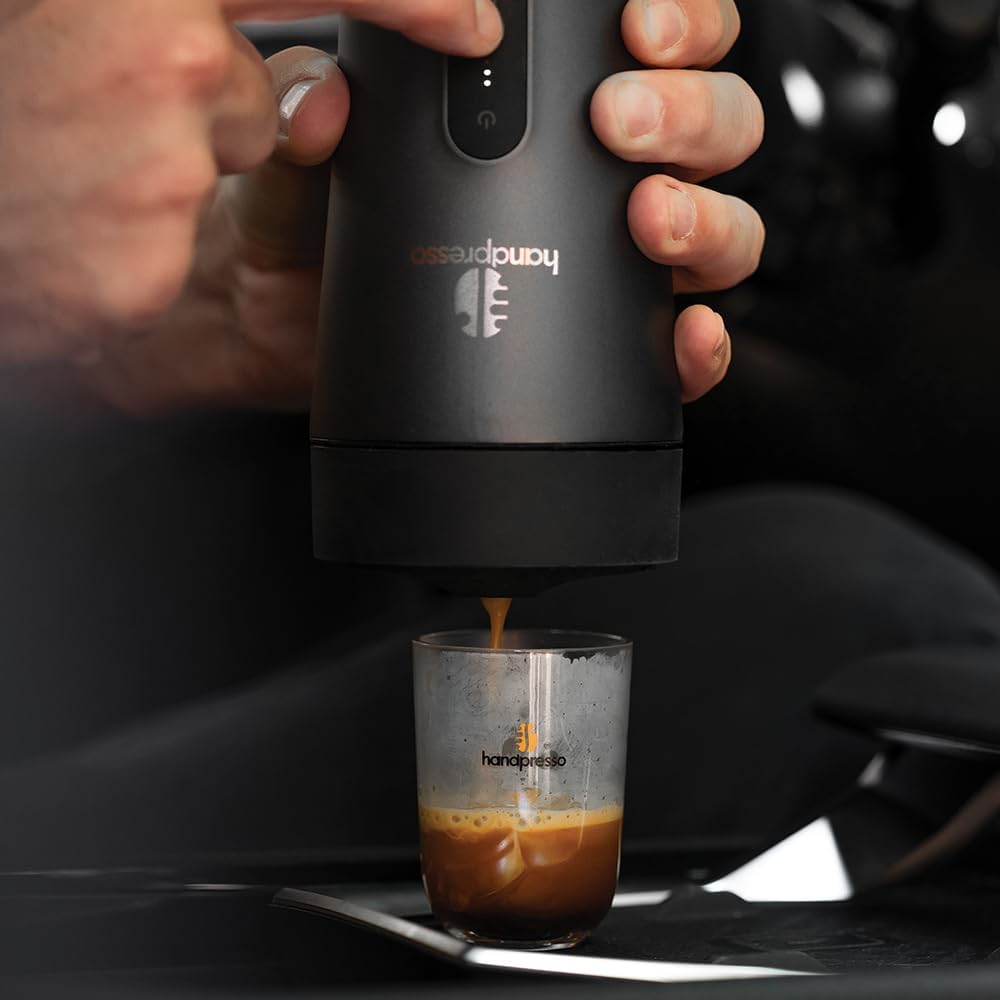 Handpresso Auto Set: Reisekaffeemaschine, Espresso- & Lungokapseln kompatibel