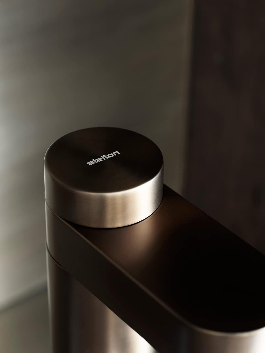 Brus Carbonator Premium Wassersprudler, Dunkelbraun-metallic