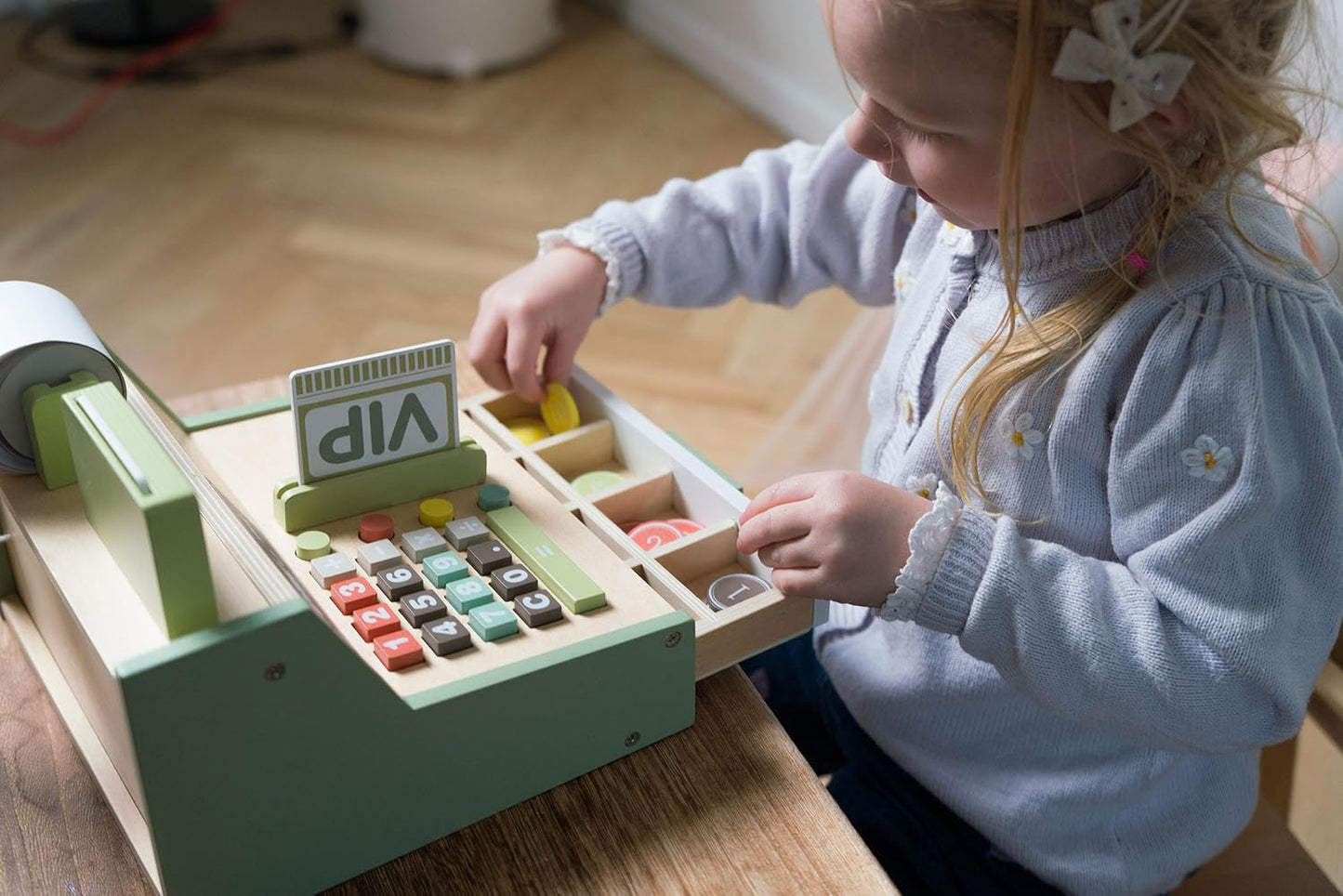 17-teilige Kaufladenkasse mit Spielgeld