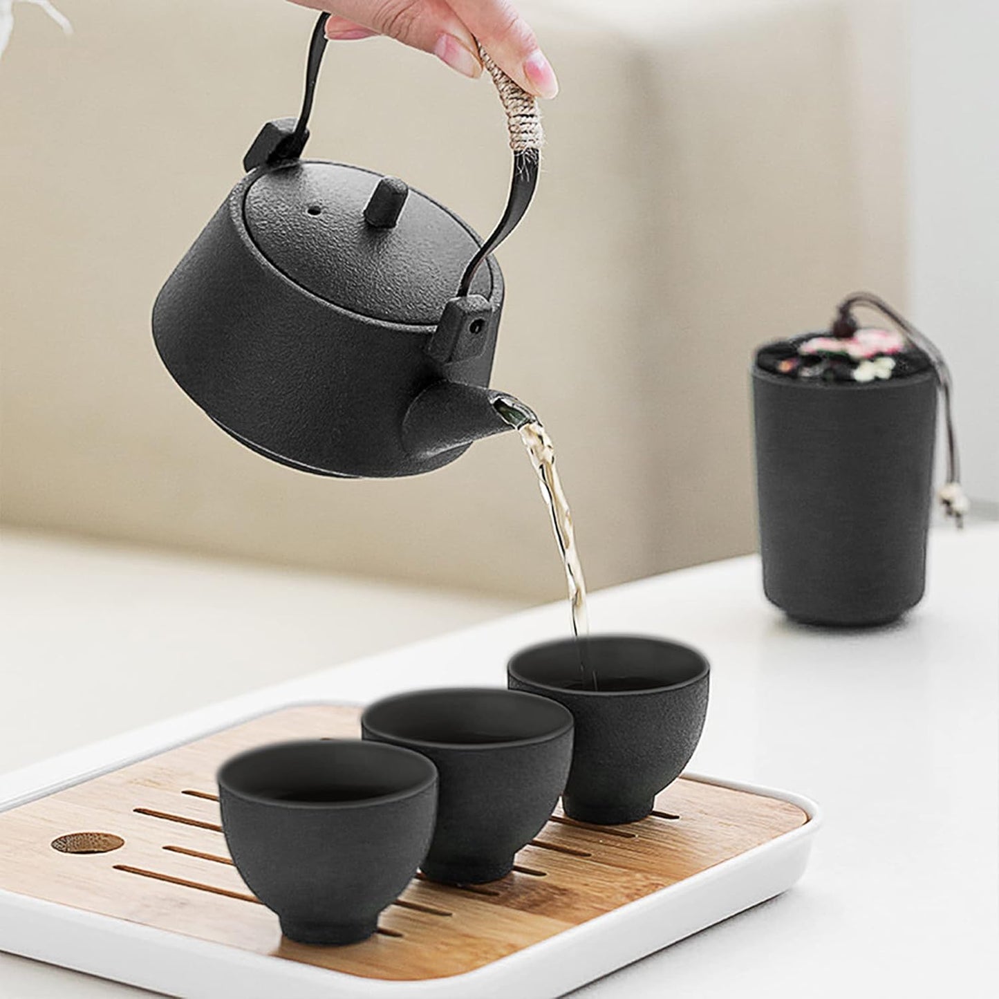 Reise Tee Set mit Teekanne und Reisetasche, Schwarz