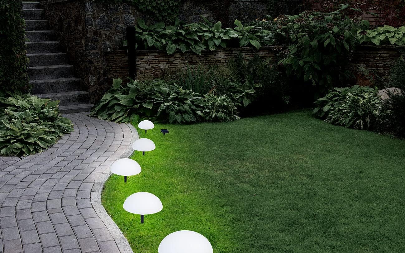 Solar-Bodenlichterkette mit Lichtsensor