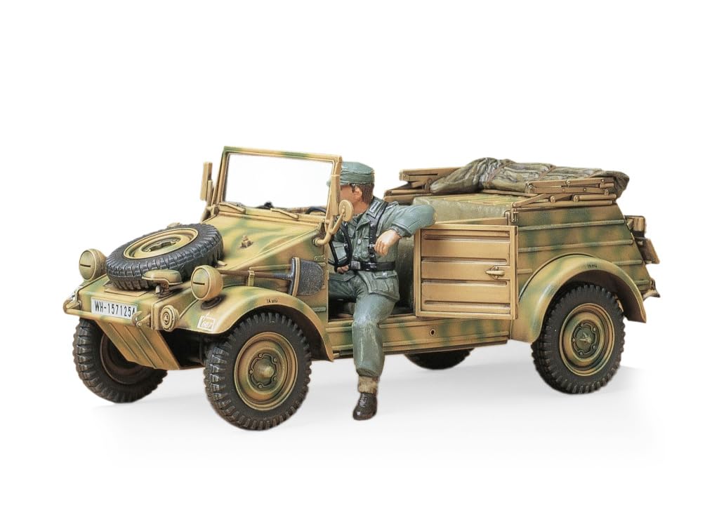 Kübelwagen Type 82 Modellbausatz 1:35