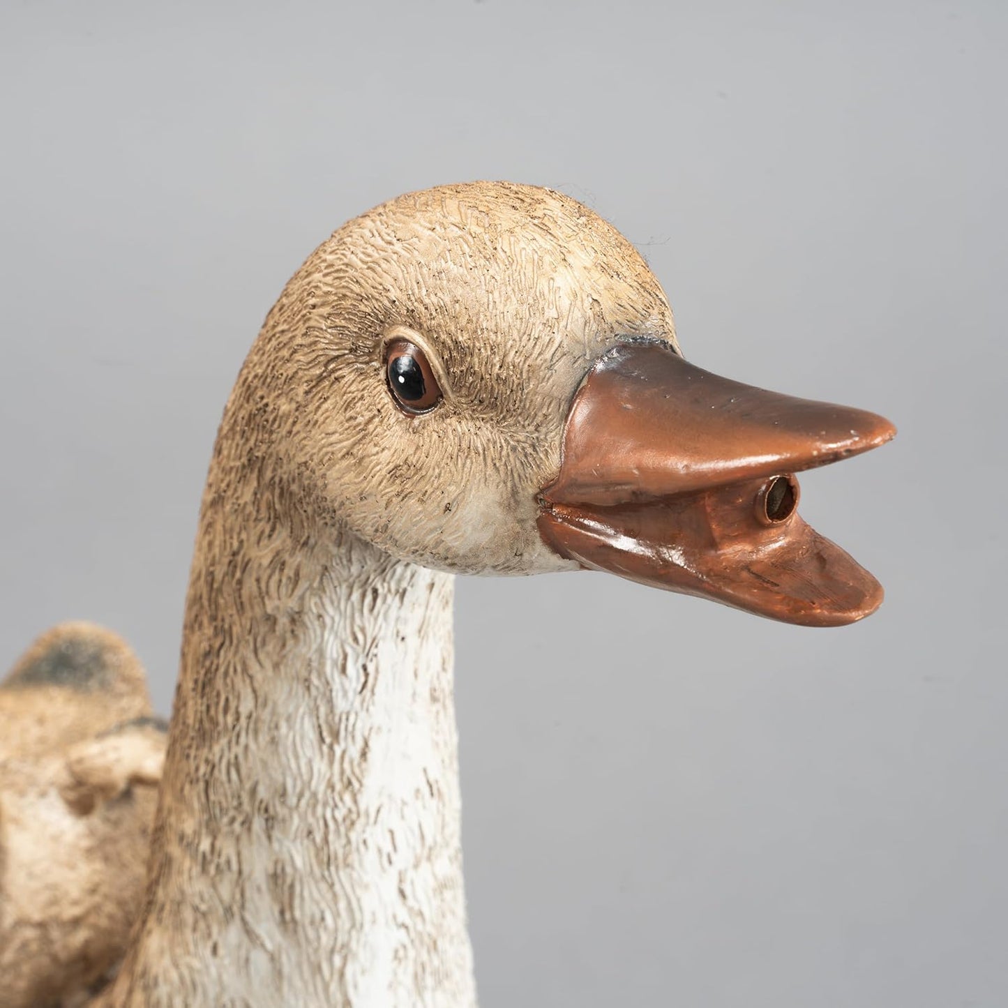 Wasserspeier Gans mit Küken