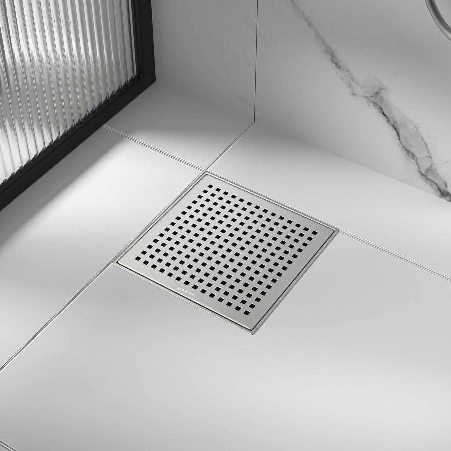 Duschrinne mit 360° Siphon und Haarsieb (20x20 cm), Silber 20×20cm