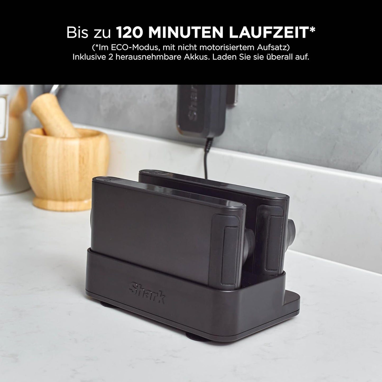 Stratos Akkustaubsauger mit Anti-Hair-Wrap & CleanSense IQ, Stratos Tierhaar-Aufsatz Und 2 Akkus