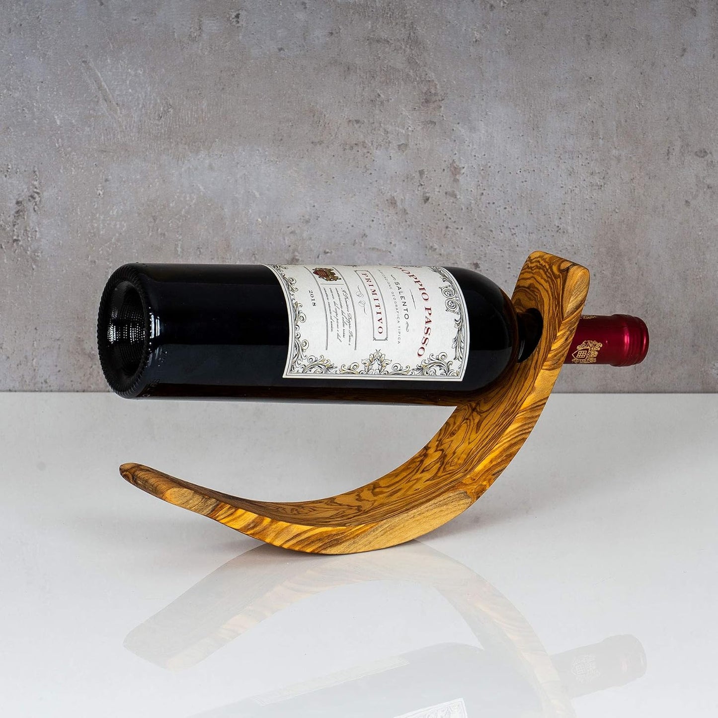 Weinflaschenhalter aus Olivenholz, Variante 3