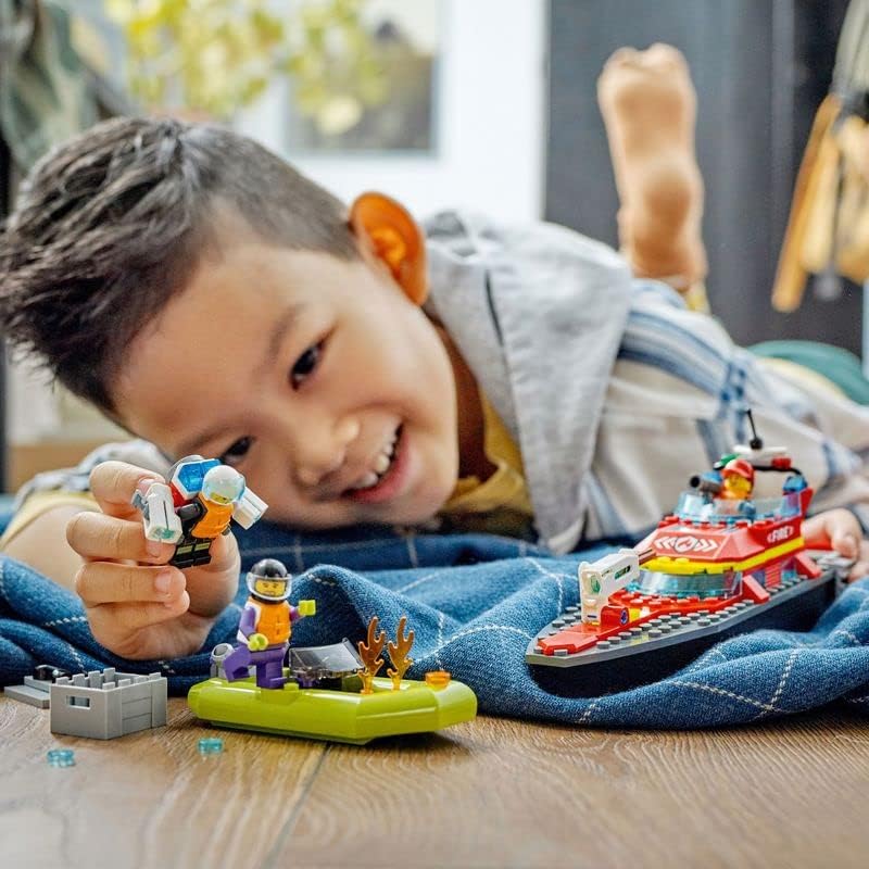 Feuerwehrboot-Spielset mit Rennboot und Minifiguren