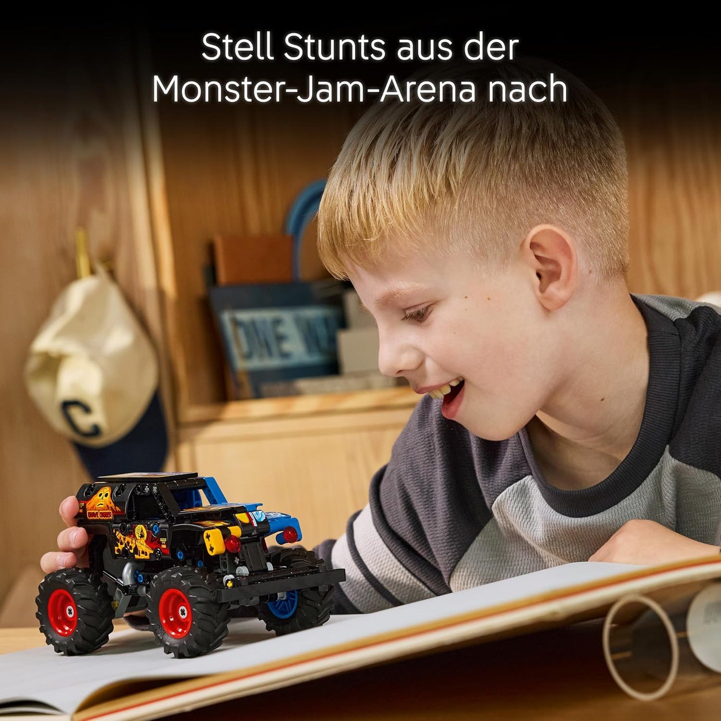 Monster Jam Grave Digger Feuer und Eis