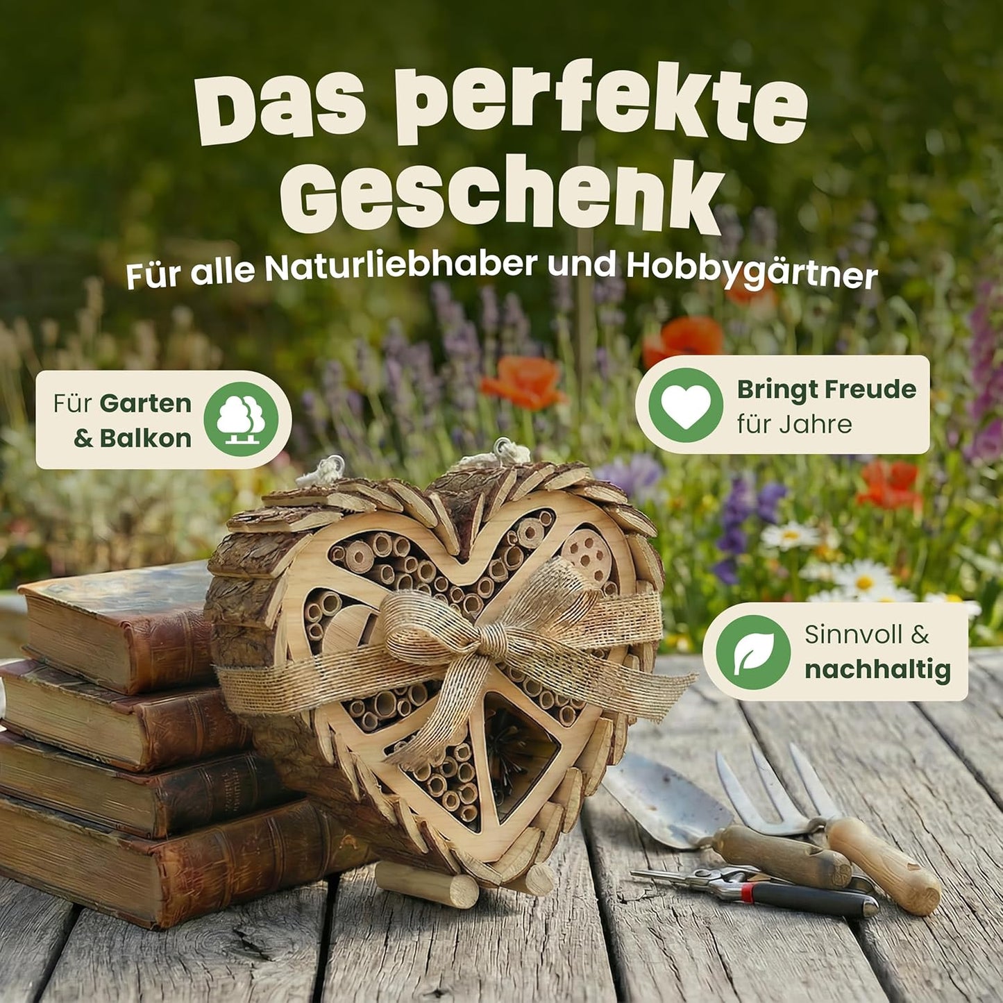 Insektenhotel Herzdesign mit Bambus Röhrchen