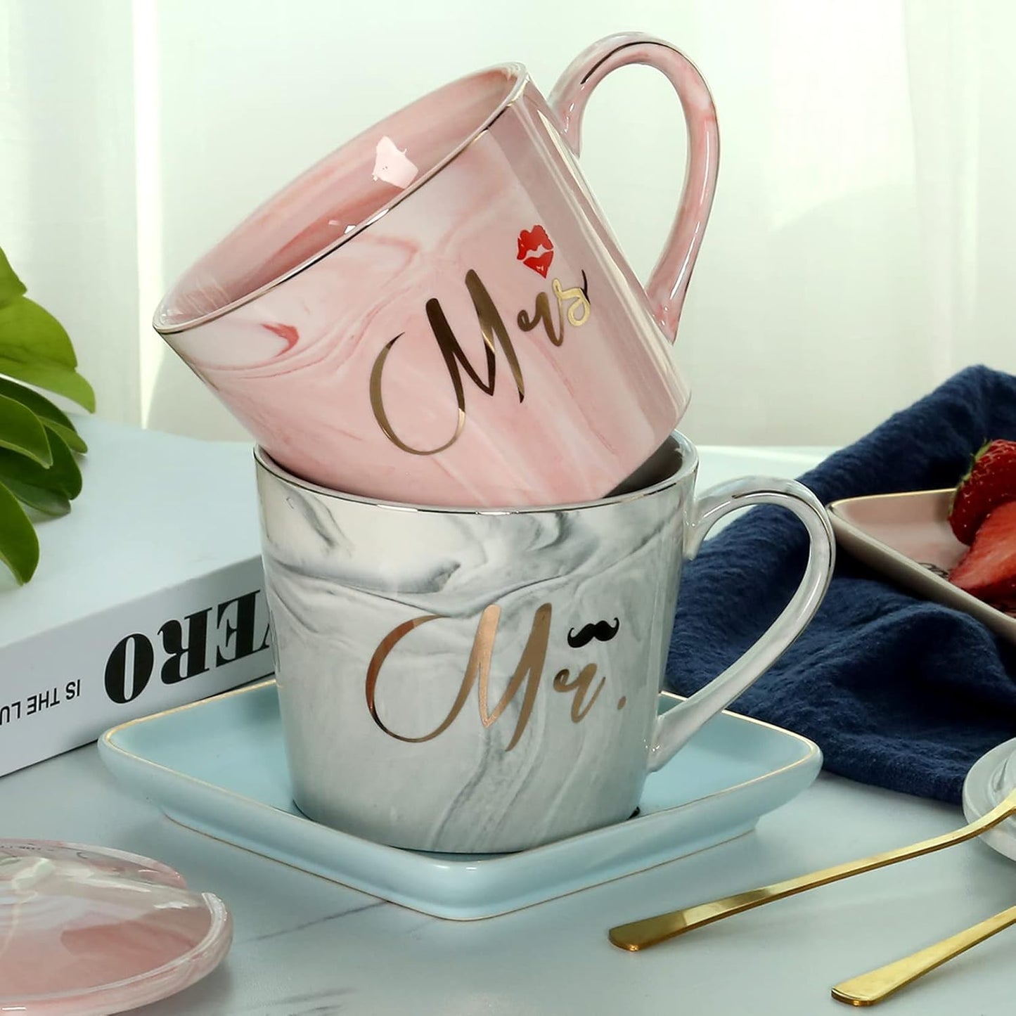 Hochzeits-Kaffeebecher-Set: Mr and Mrs, ovale