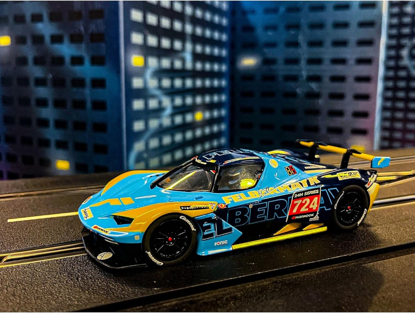 D132 KTM X-BOW GTX No. 724