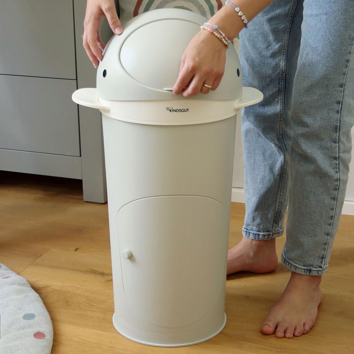 Windeleimer mit doppelte Geruchsklappe Wal-Design, hellgrau
