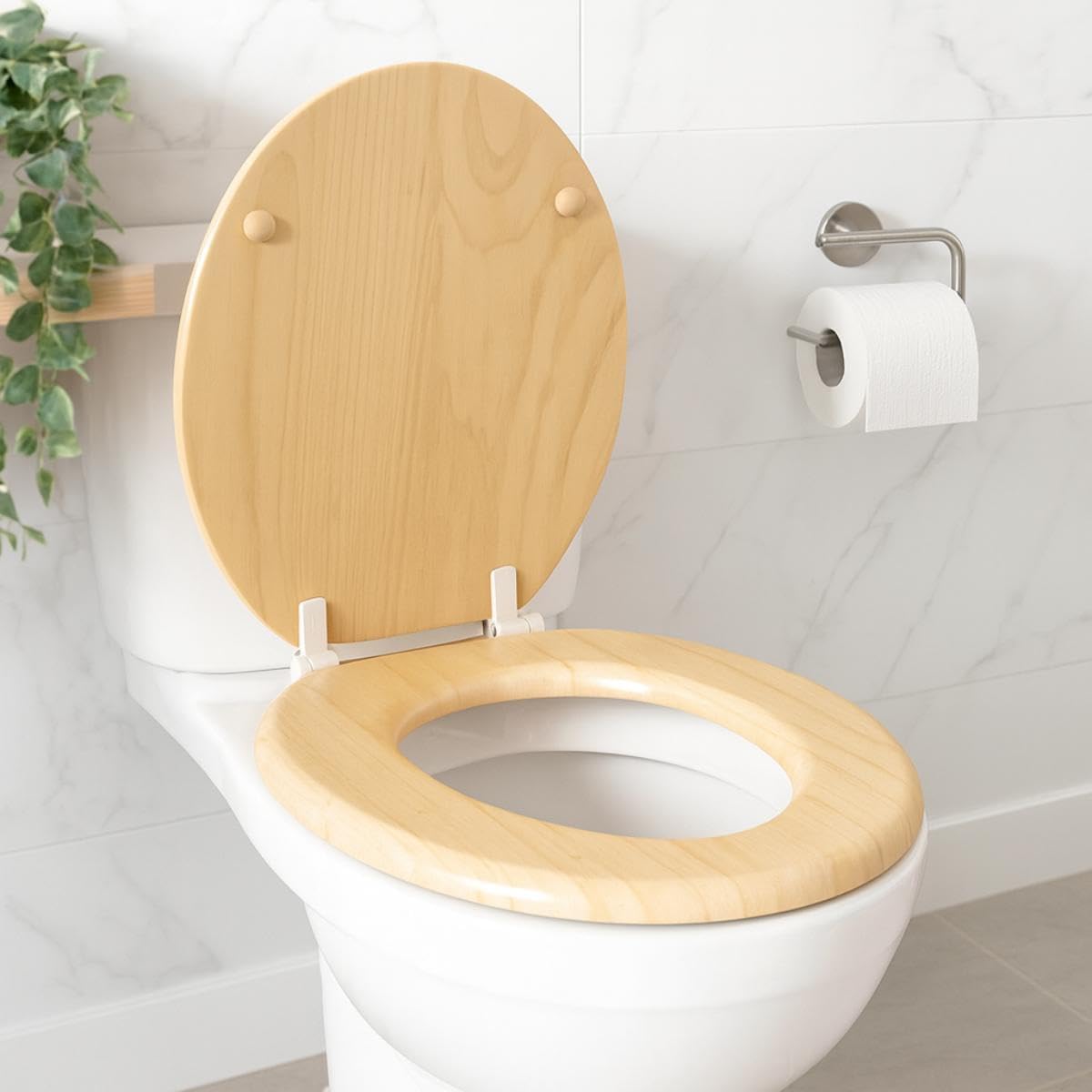 WC-Sitz mit Toilettendeckel