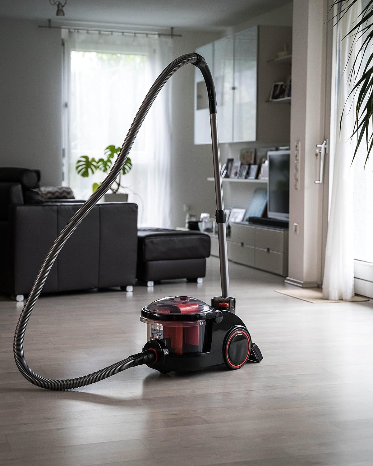 Bora 5000 - Wasserstaubsauger mit HEPA-Filter 13 für Allergiker, Basisgerät Bora Rot / Schwarz