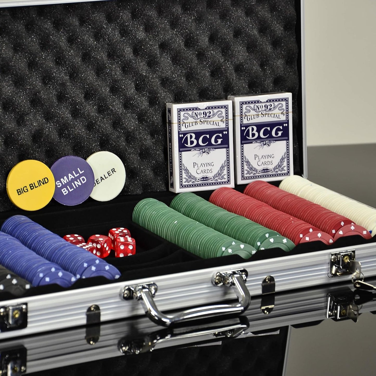 Pokerkoffer Set mit 500 Chips und Zubehör