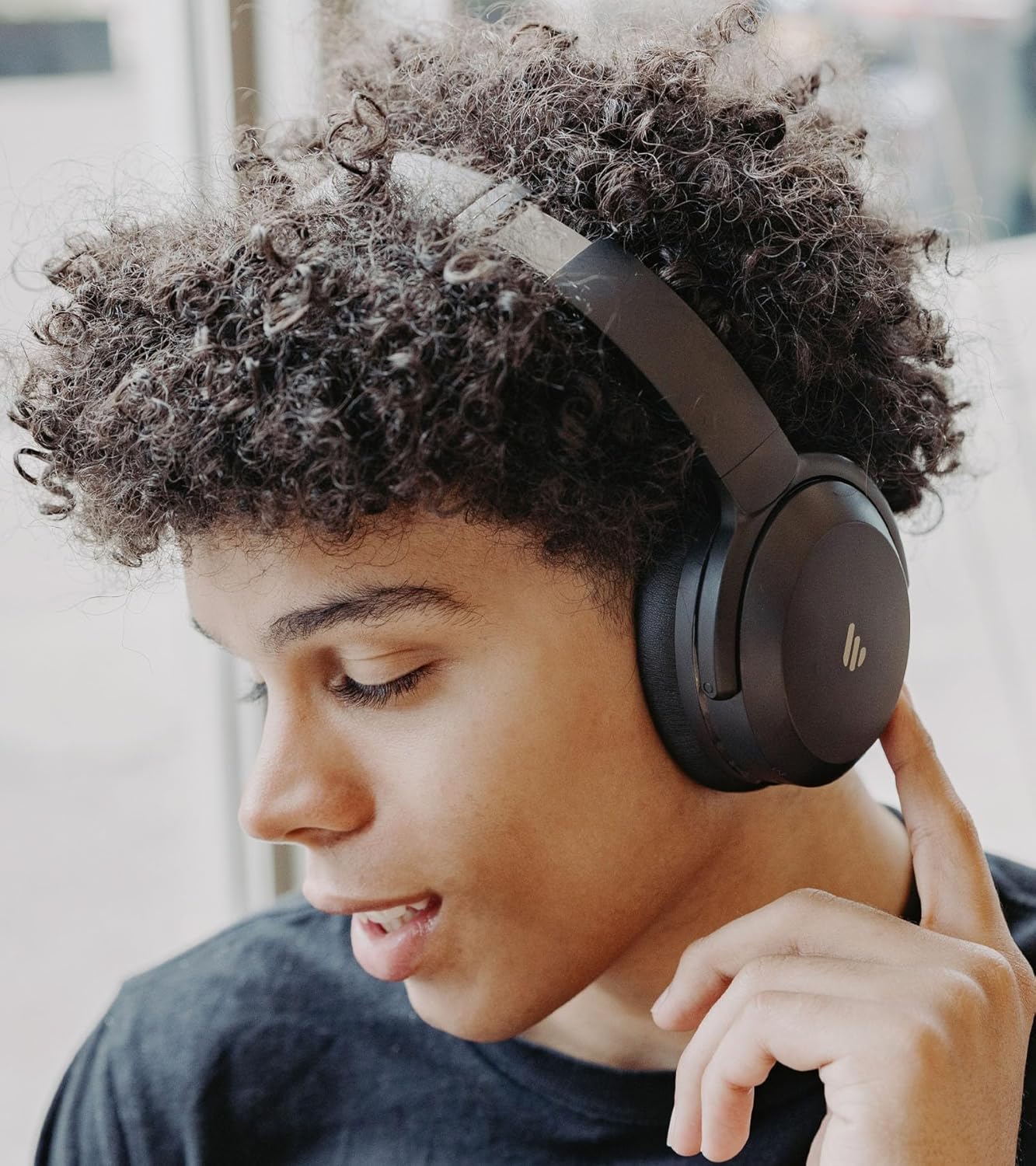 Over-Ear Kopfhörer WH700NB PRO, Elfenbein