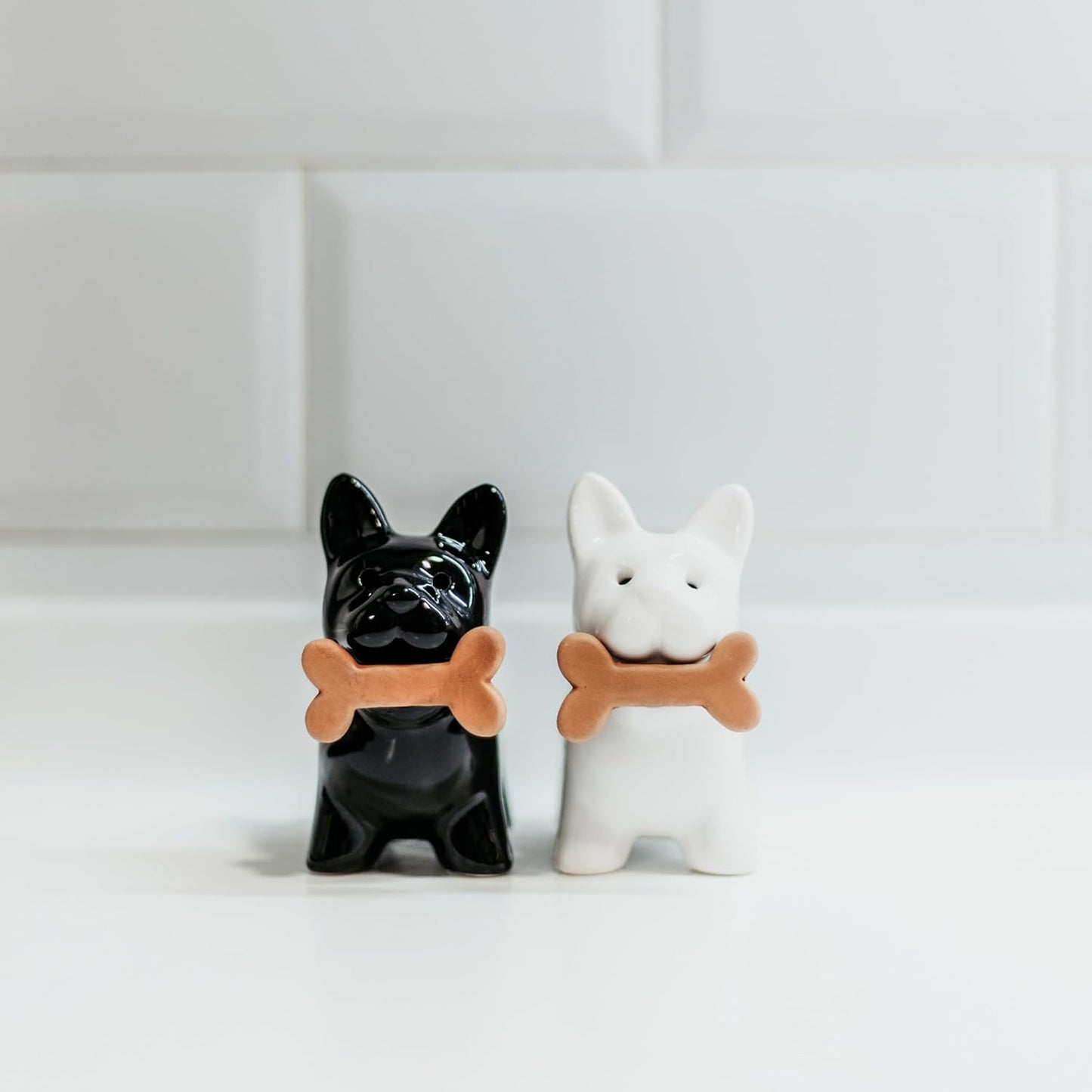 Salz- und Pfefferset im Hundedesign, Hunde, Schwarz und Weiss