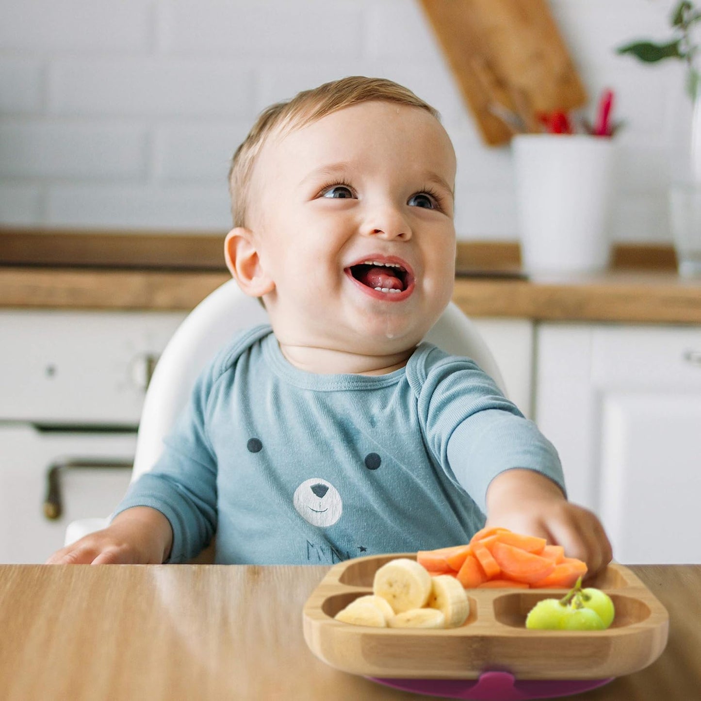 Kinderteller mit Saugnapf und Löffel, Kirsche