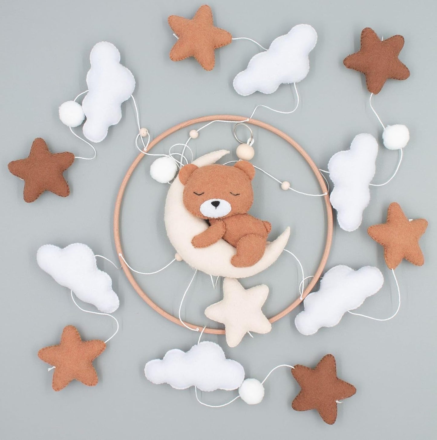 Babymobile schlummernder Bär, Bär 1