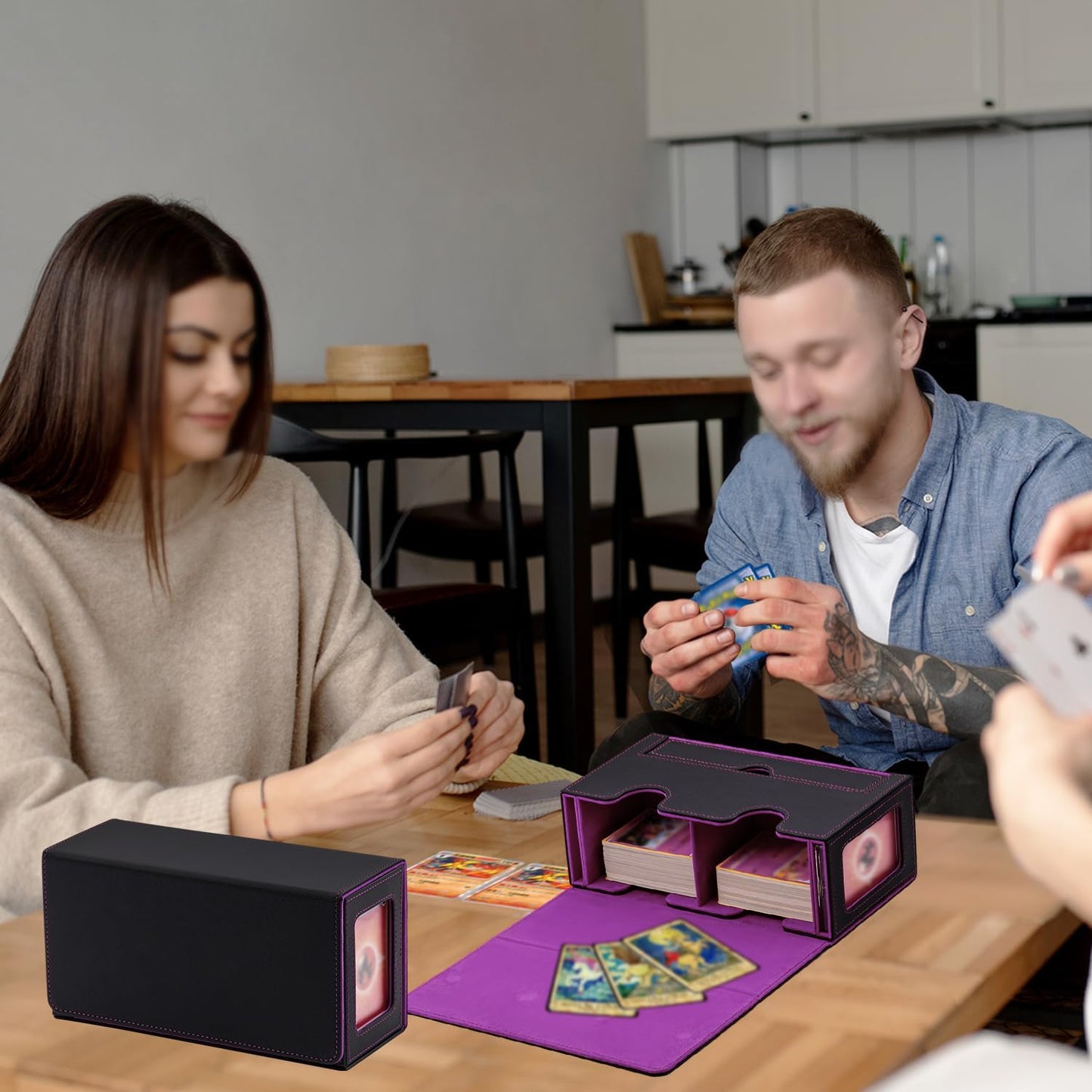 Kartendeckbox mit Schaufenster und Würfelfach, Purple