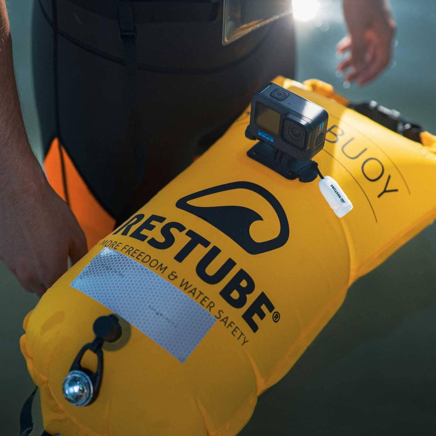 Aufblasbare Schwimmboje für Wassersportarten, PRO