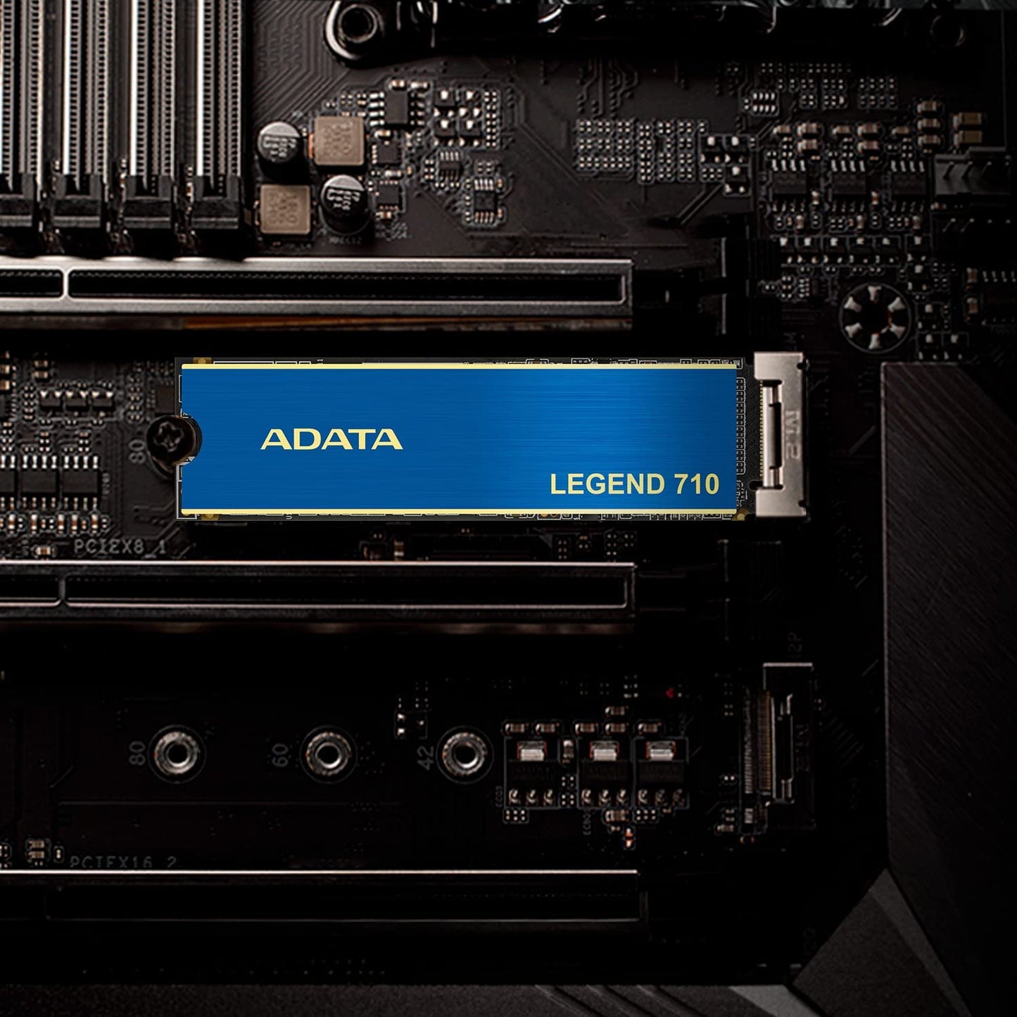 LEGEND 710 512 GB, SSD