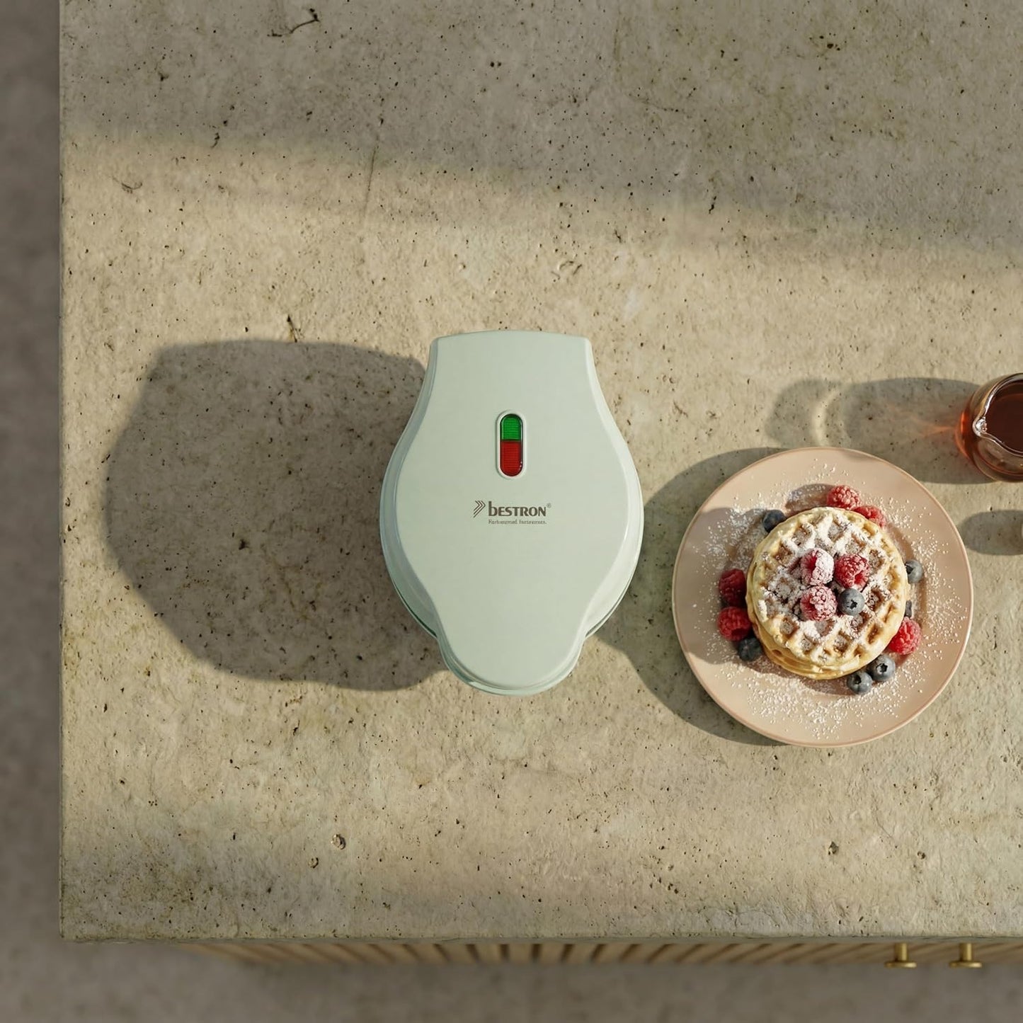 Mini-Waffeleisen mit Antihaftbeschichtung (Retro Design), Mint