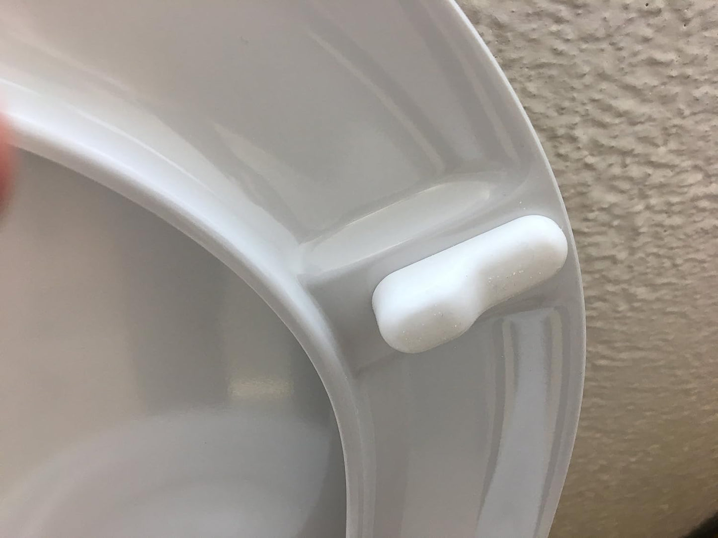 WC-Sitz Serie Clodia mit Edelstahlscharnieren
