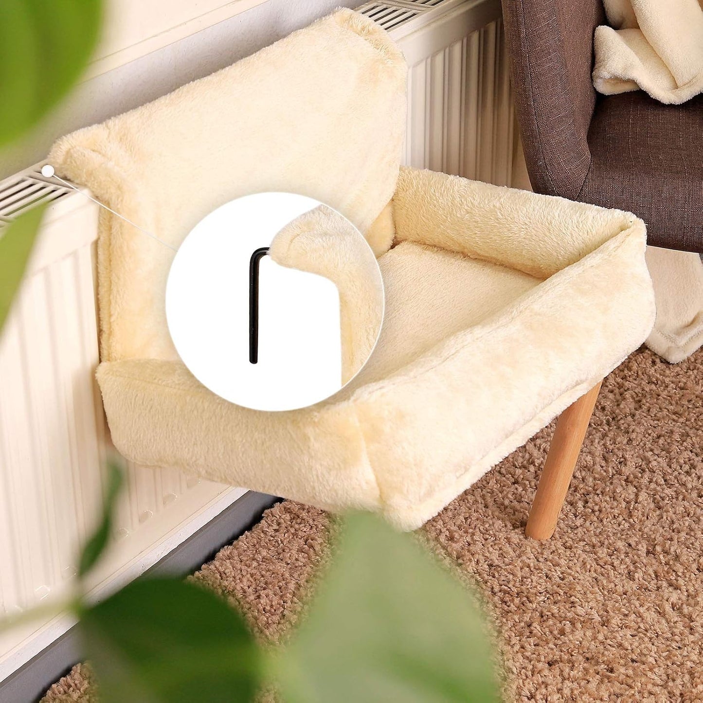 Katzenheizungsliege mit Plüschbezug, Beige