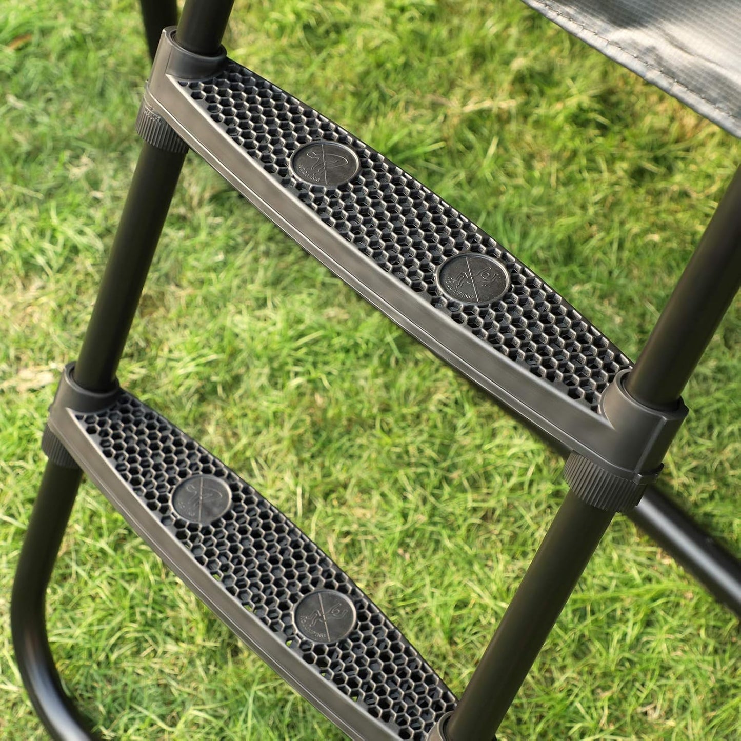 Trampolinleiter mit rutschfesten Stufen, 96.5 x 40.6 cm