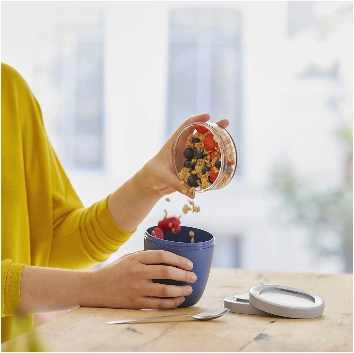 Lunchpot Switch Ellipse, Vivid Mauve Lunchpot Switch Keine Personalisierung