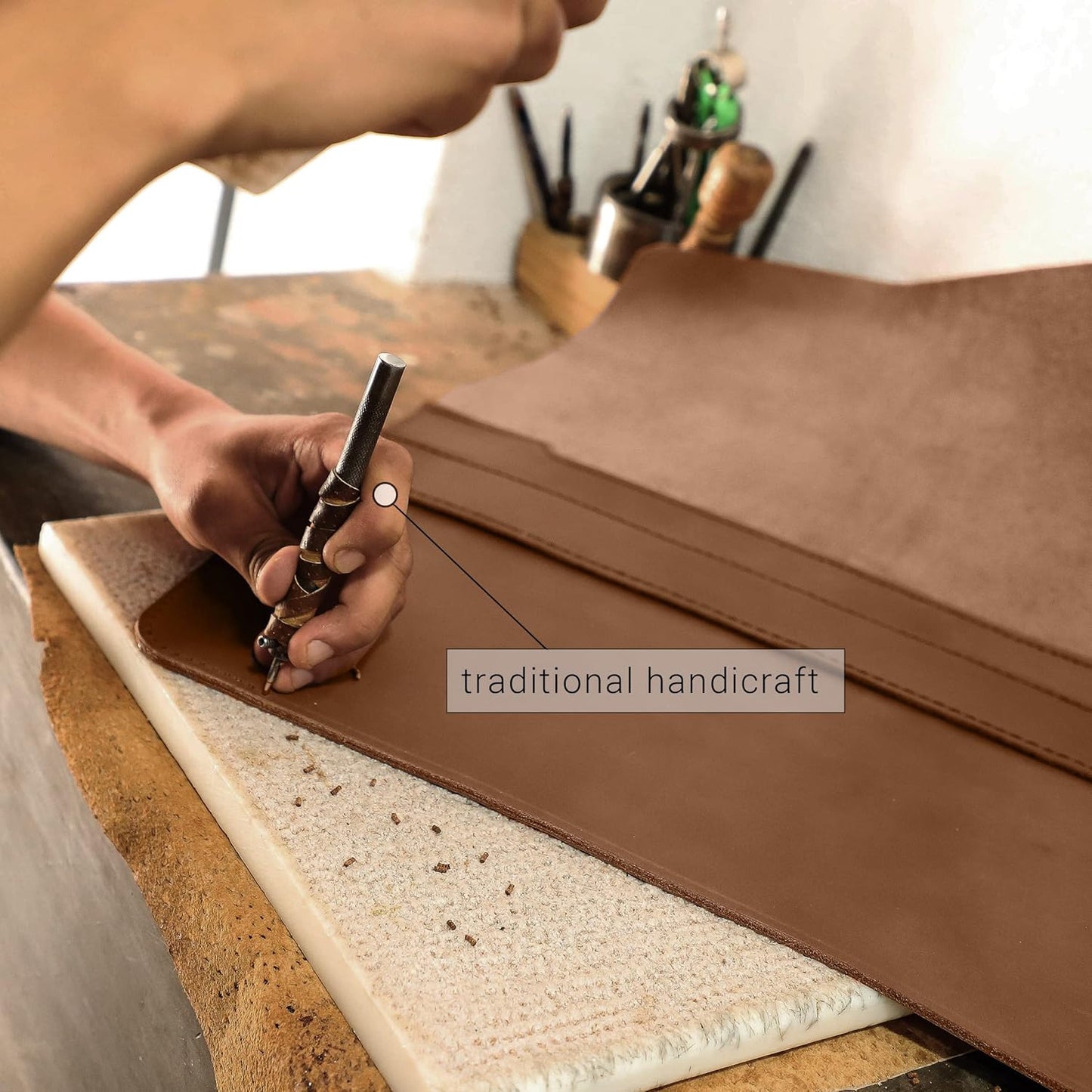 Lederhülle für MacBook Pro 14“, Fernando