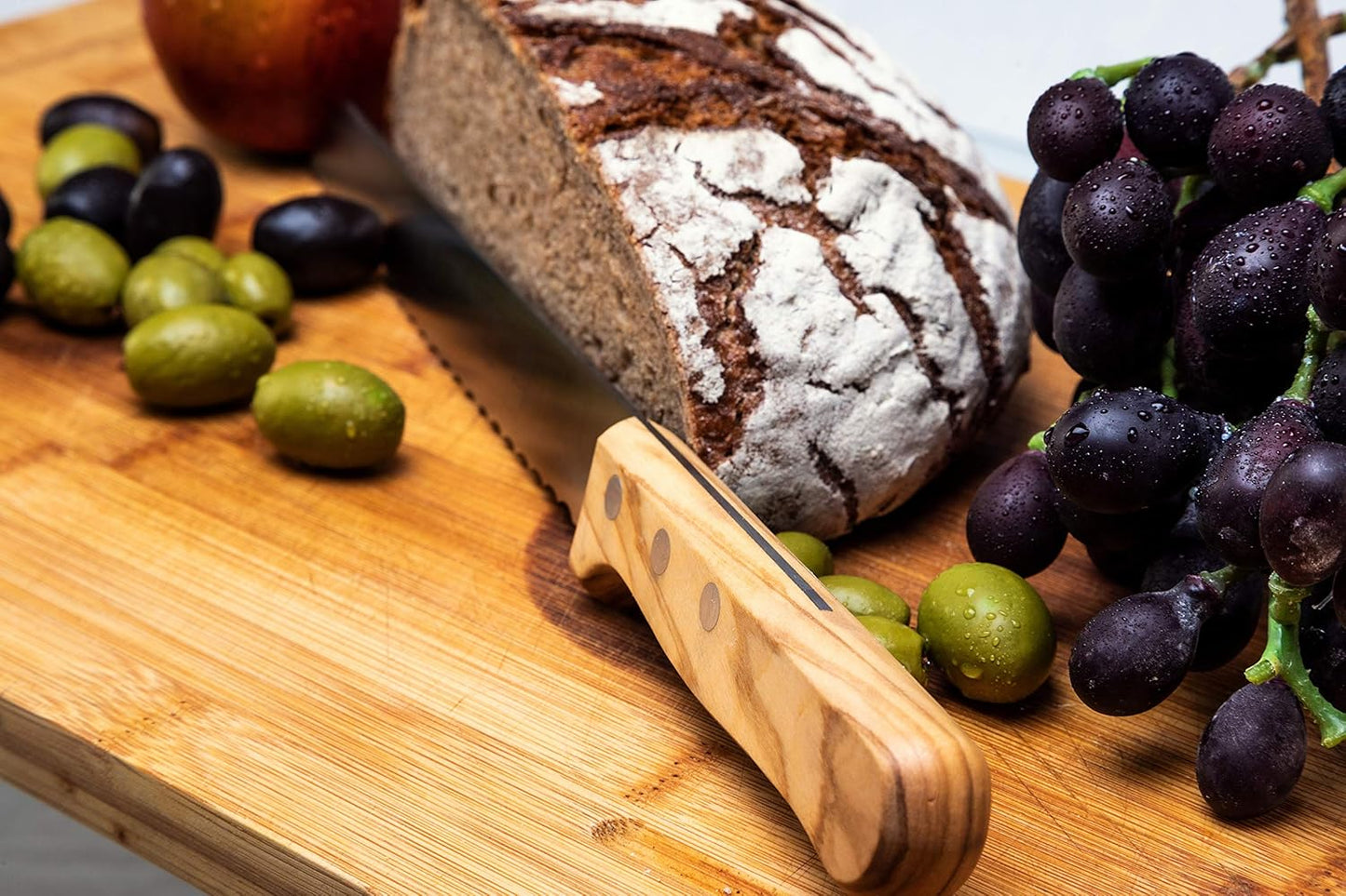 Brotmesser (Modellnummer 82 80 12), Olivenholz