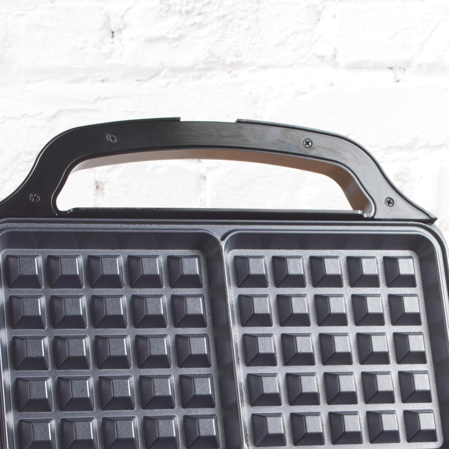 PT2249TVDE Deep-Fill Waffeleisen mit XL-Platten, Deep-Fill-Waffeleisen