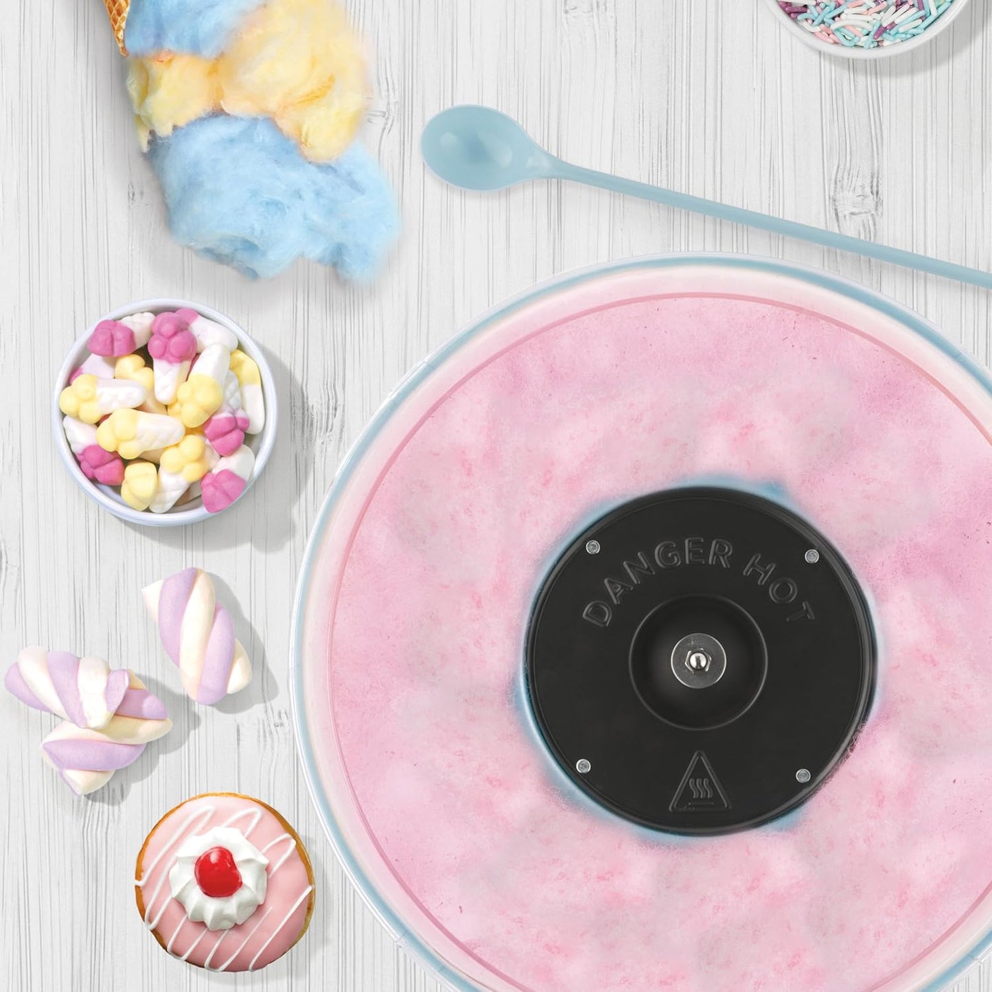 Funfair Zuckerwatte-Maschine mit Messlöffel und Stäbchen