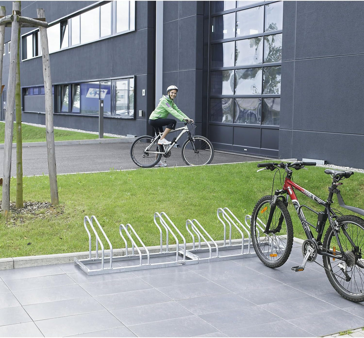 Veloständer mit 5 Stellplätzen