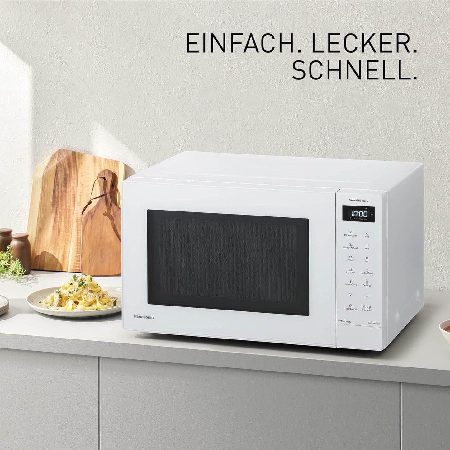 Inverter Solo Mikrowelle 32L mit Automatikprogrammen, Weiss