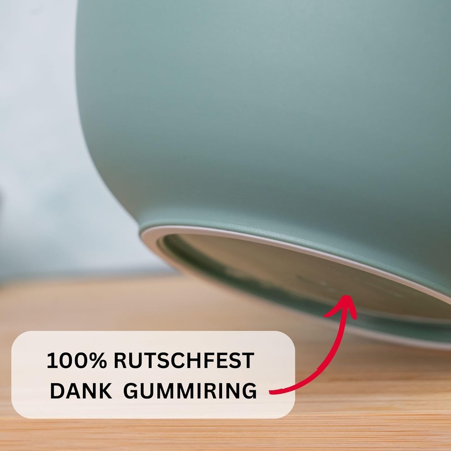 Backschüssel mit Ausgiesser und Deckel, Mintgrün