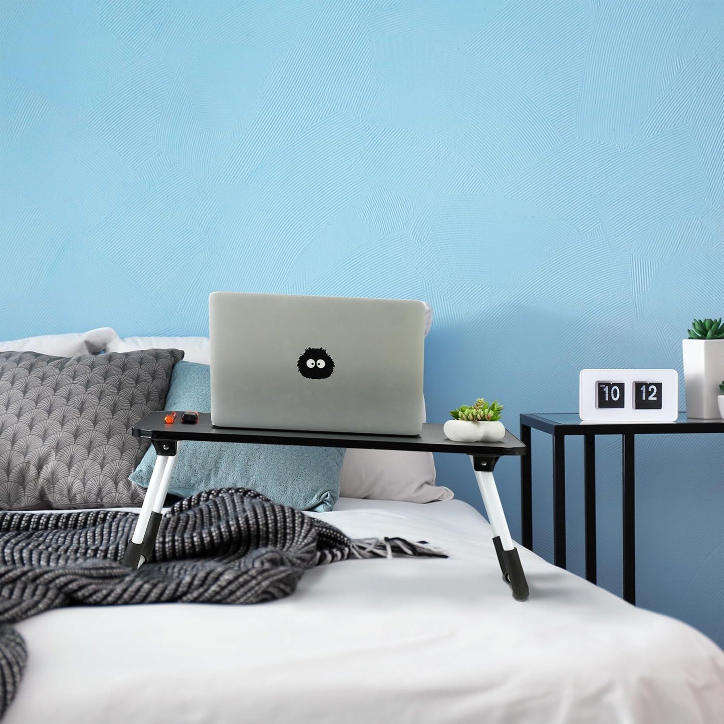 Klappbarer Laptoptisch für Bett & Couch