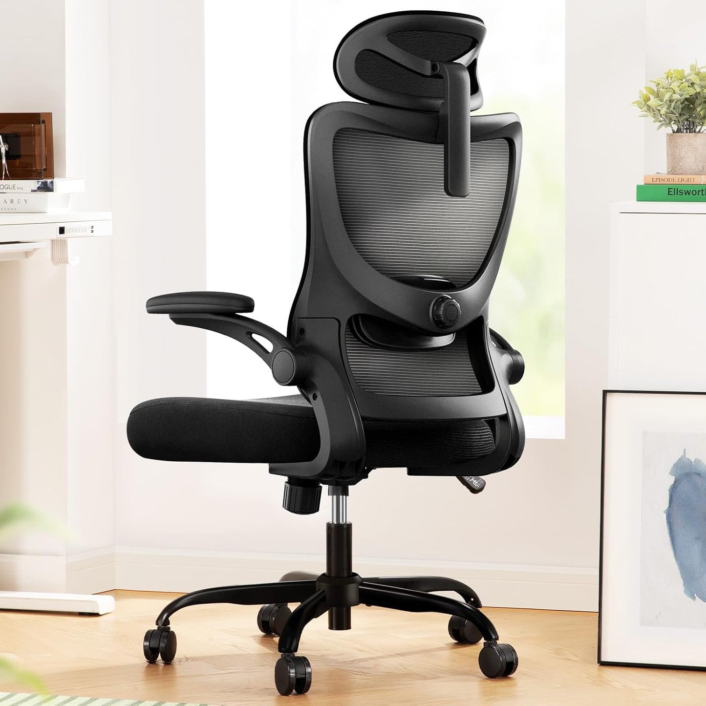 Ergonomischer Schreibtischstuhl mit 3D Armlehnen, Schwarz 58T x 60B x 132H cm