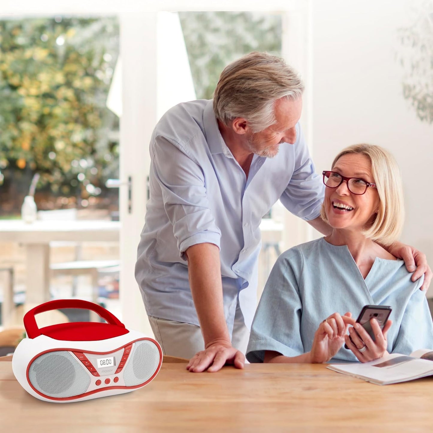 Tragbarer CD-Player, Red & White