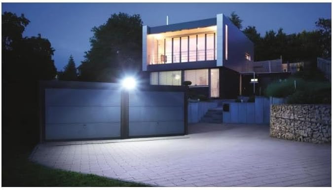 LED-Strahler XLED PRO 240 S, 3000 K warmweiss, Mit Bewegungsmelder, Weiss