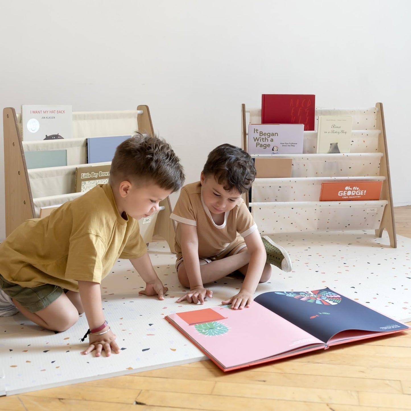 Kinder Bücherregal, Terrazzo Creme
