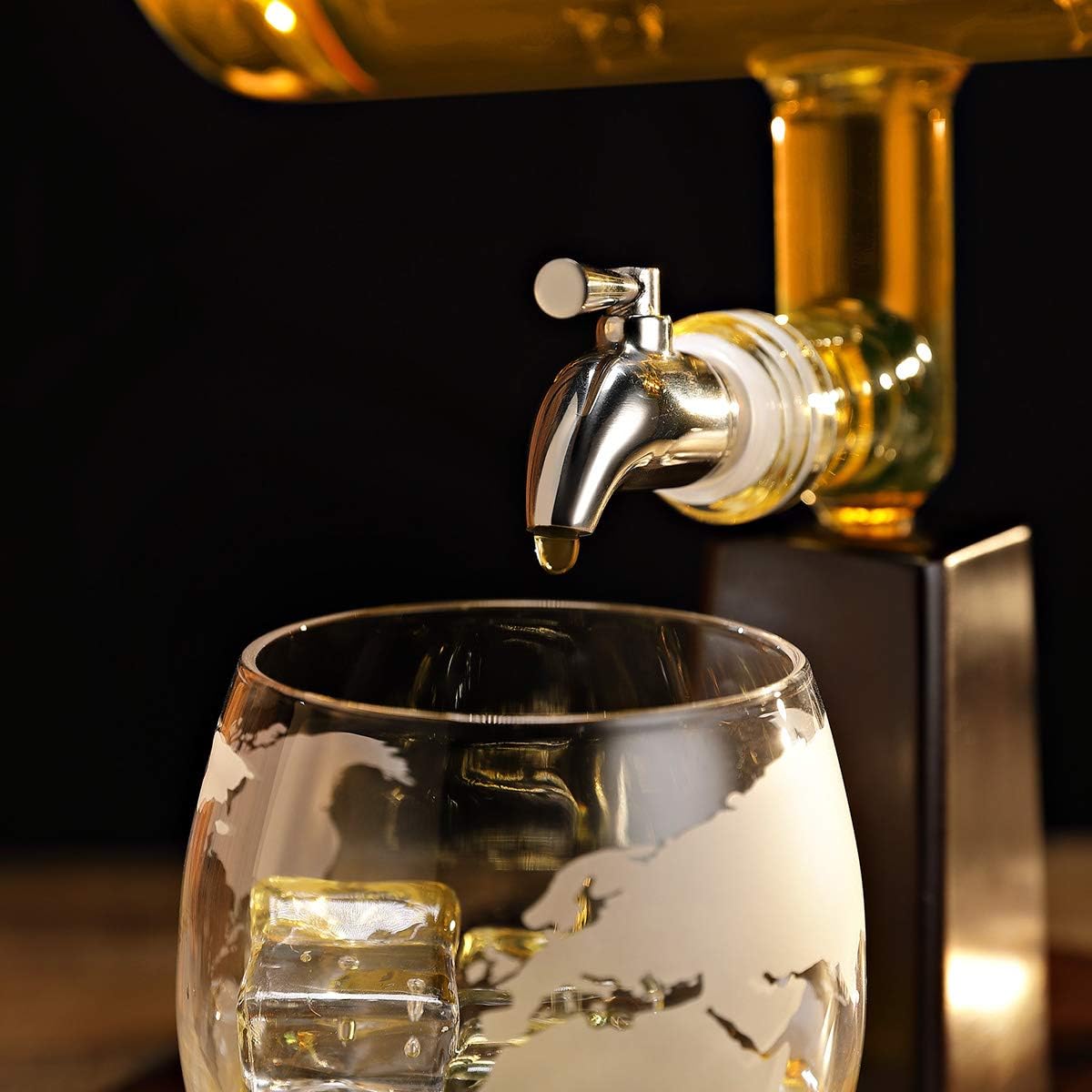 Whisky-Dekanter-Set mit Gläsern, Barrel Dekanter + 4 Gläser