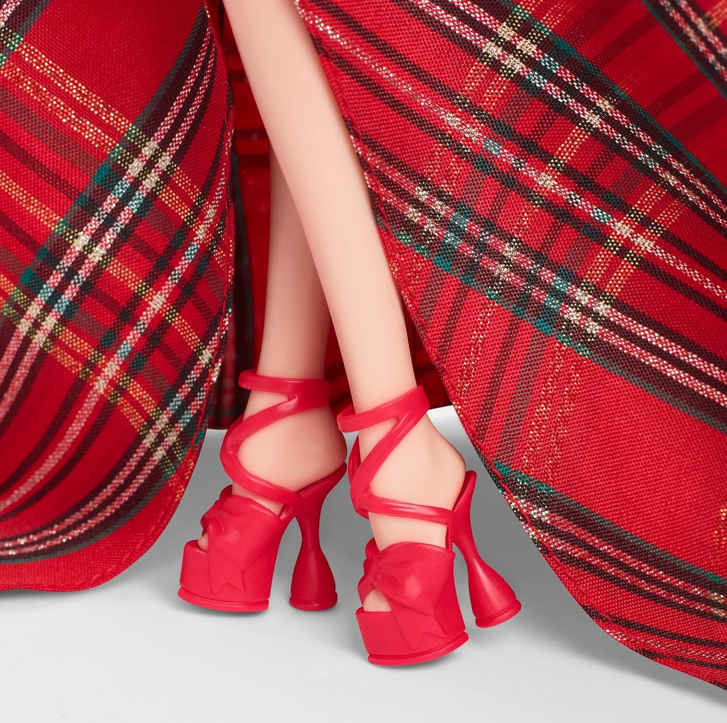 Signature Doll - 2024 Holiday Blonde